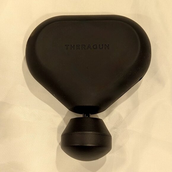 EUC Theragun Mini + 5 Attachments, Including 2 Extra Supersoft Ones + Zip Case - Picture 2 of 16